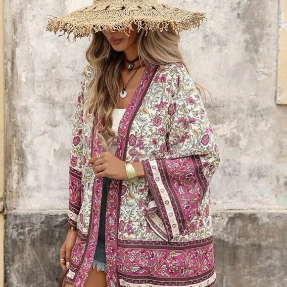 NEW!Gorgeous Boho vibe multicolour Kimono. Super soft, lightweight fabric - Picture 3 of 14